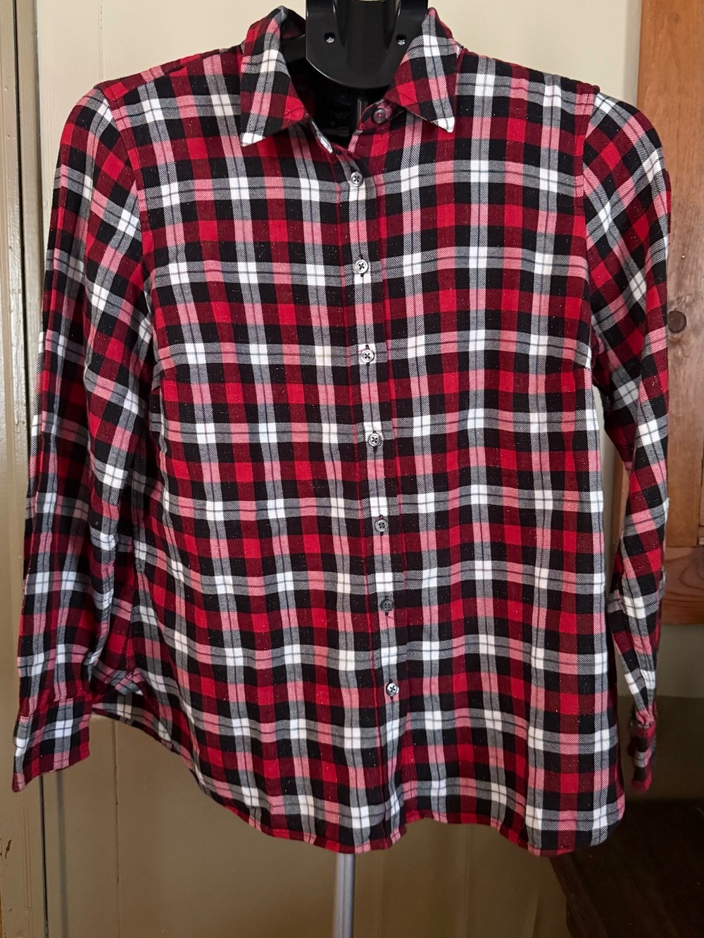 Talbots Red Black White Plaid Button-Down Metallic Threads -MP- Like New #79